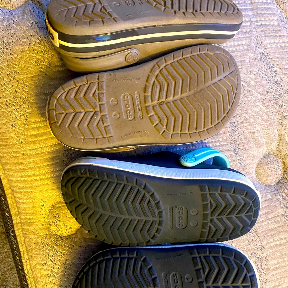 BOYS CROCS